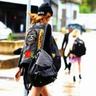 柬埔寨木牌服装实体店